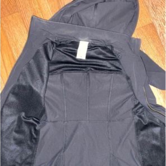 Titika jacket - Picture 8 of 13